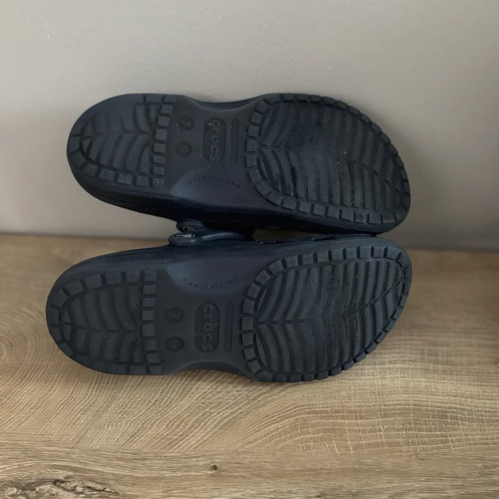 Disney Crocs Mickey Mouse Ears Navy Blue Clogs Comfort Travel 9 Womens‎ 7 Mens